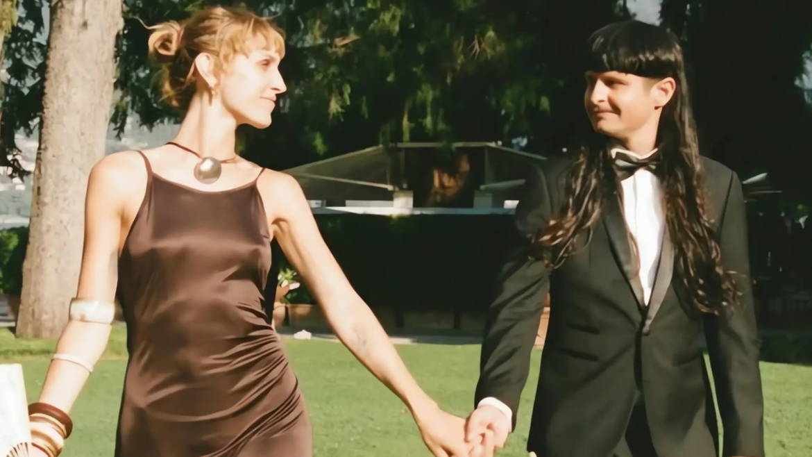 Novia de Oliver Tree responde a acusaciones en redes