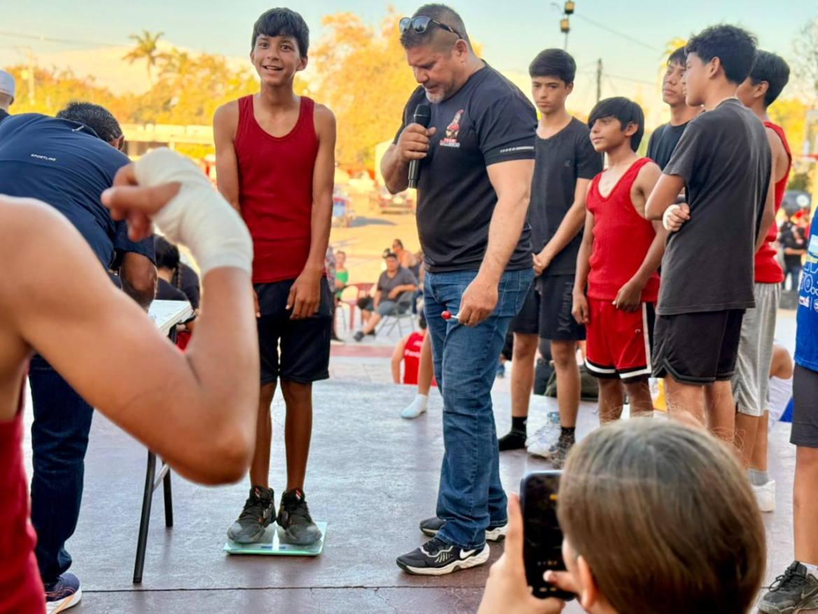 Fomenta Ayuntamiento de Empalme el deporte con exitosa exhibición de box amateur