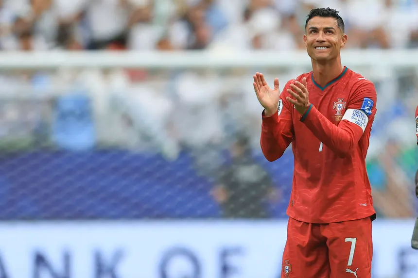 Cristiano Ronaldo evita responder sobre Messi