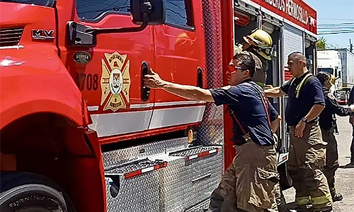 Arrasa voraz incendio con una vivienda en la colonia Revolución uno