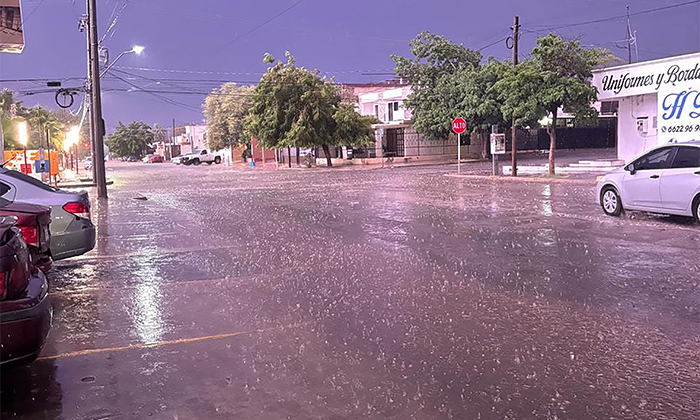 Cae primera lluvia de verano en Hermosillo