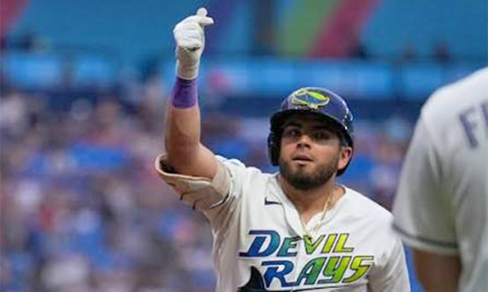 Jonathan Aranda impulsa triunfo de Rays
