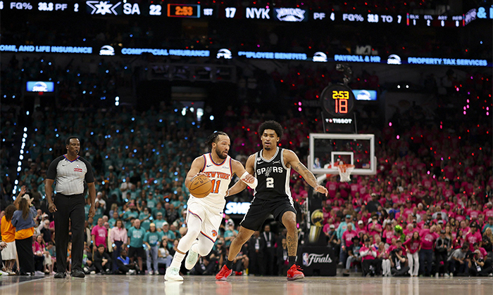 Derrota Knicks a Spurs por 109-95 en el primer juego de las Finales de la NBA