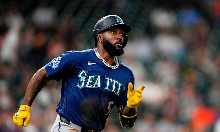 Marineros vencen en 10 entradas a Mets