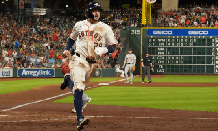 Se impone Houston a Tigres por 4-2 al lugar en casa