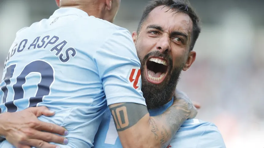 Borja Iglesias prioriza seguir en el Celta pese al América