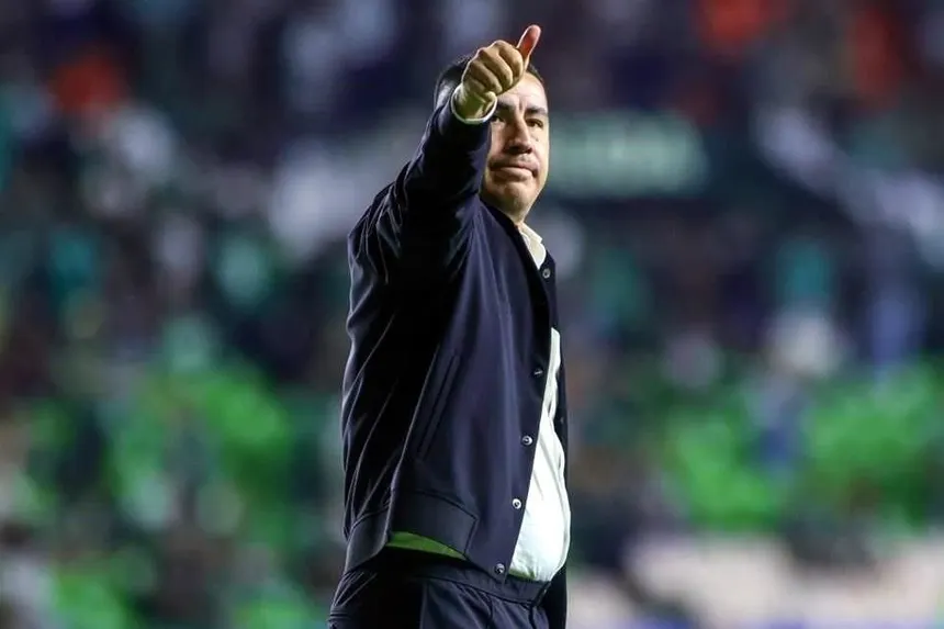 Sancho: Efraín Juárez debe explicar su salida de Pumas