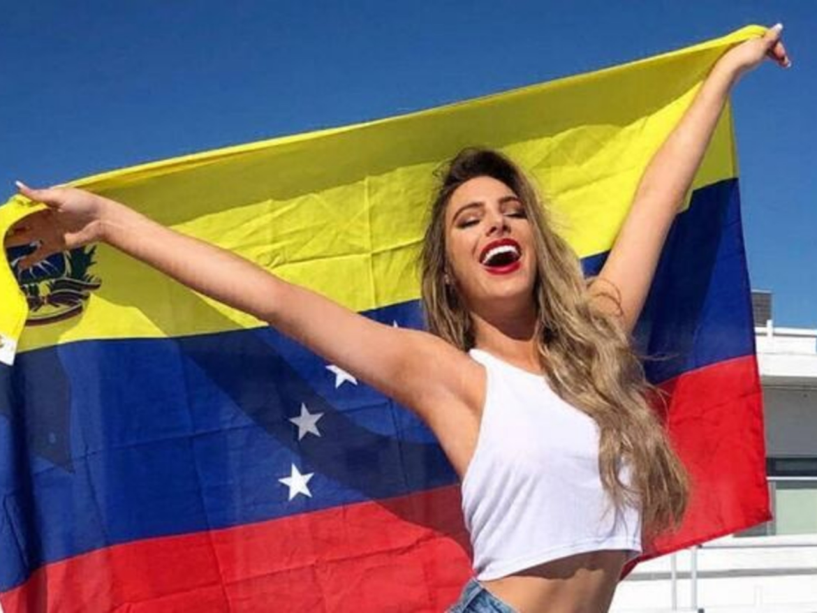 Lele Pons se une a centro de acopio para apoyar a Venezuela