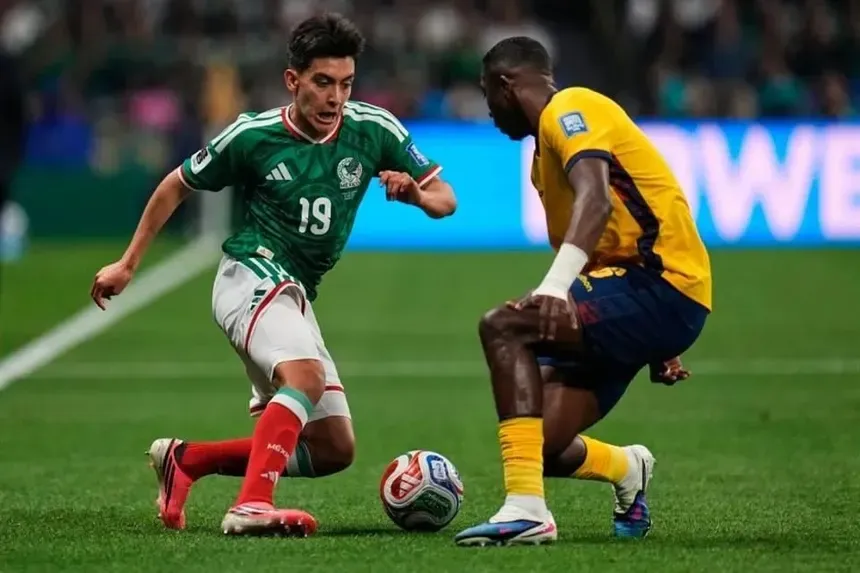 Manchester United se retira de la puja por Gilberto Mora