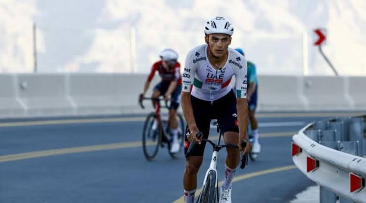 Isaac Del Toro Se Mantiene En La Pelea Del Tour