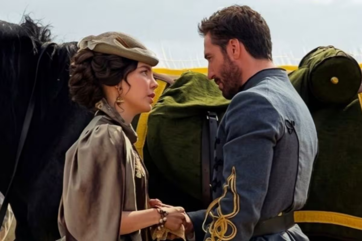 Belinda sorprende como Carlota en nueva serie de HBO Max