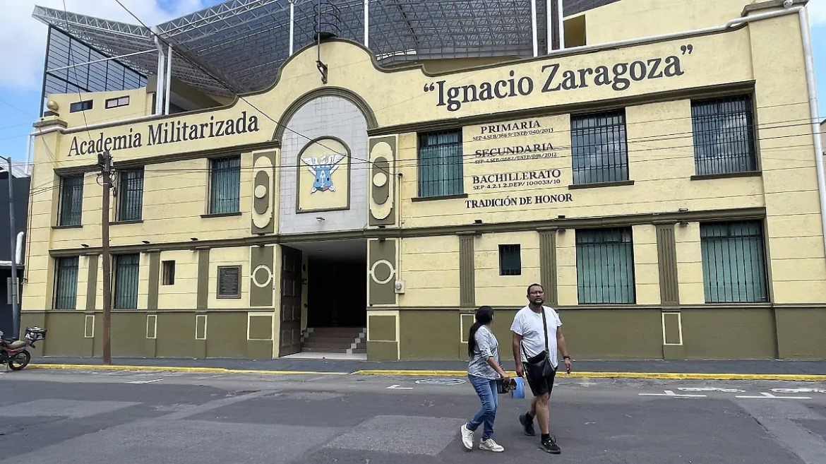 Academia Ignacio Zaragoza sigue operando ante revisión de la SEP