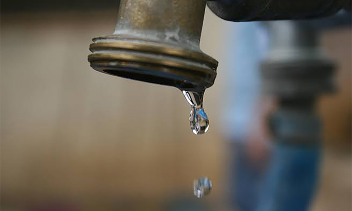 Falta de energía eléctrica afecta abasto de agua en el sureste de la ciudad