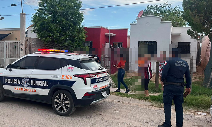 Localizan agentes policiacos a niño extraviado en la colonia Pueblitos