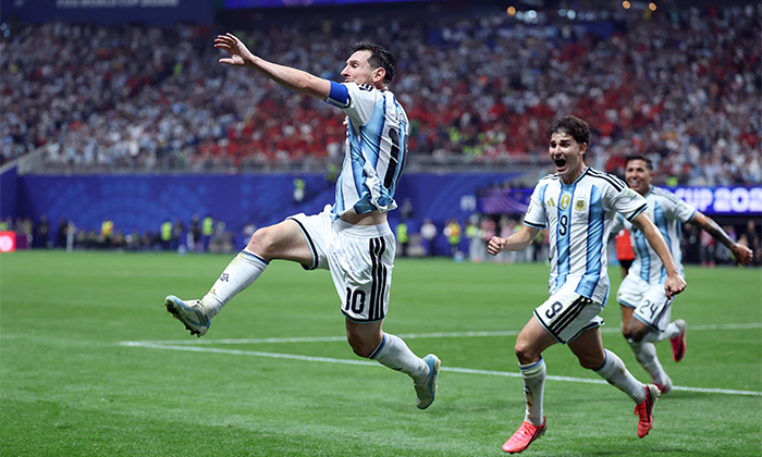 Argentina avanza a Cuartos tras remontar y derrotar a Egipto por 3-2