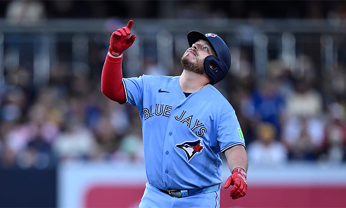Padres se impone por mínima a Toronto; Igualan la serie