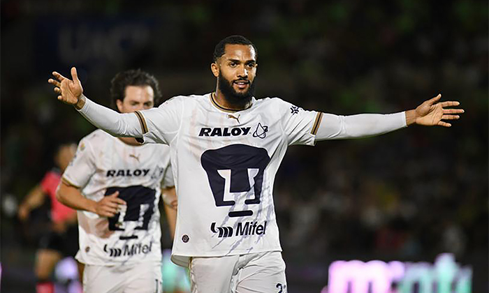 Pumas derrota por goliza a Juárez por 5-1 con hat-trick de Juninho