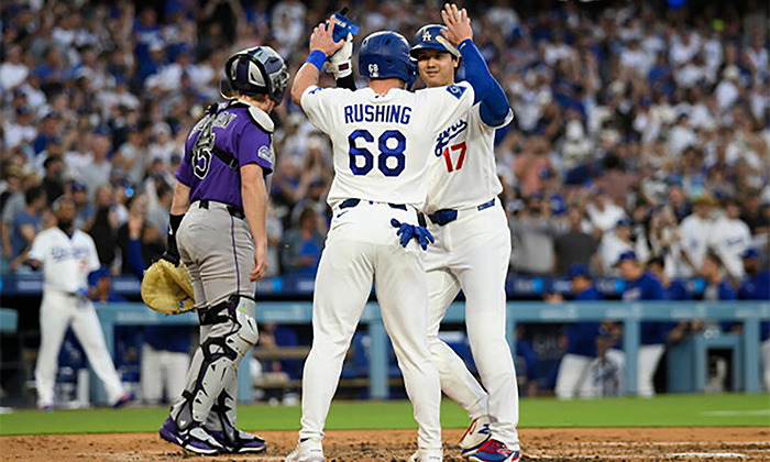 Dodgers vence a Rockies y suma 60 triunfos en reñido encuentro de 11 entradas