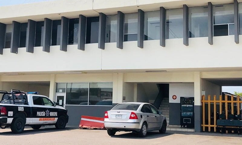 Capturan a dos presuntos vendedores de mariguana en distintas colonias