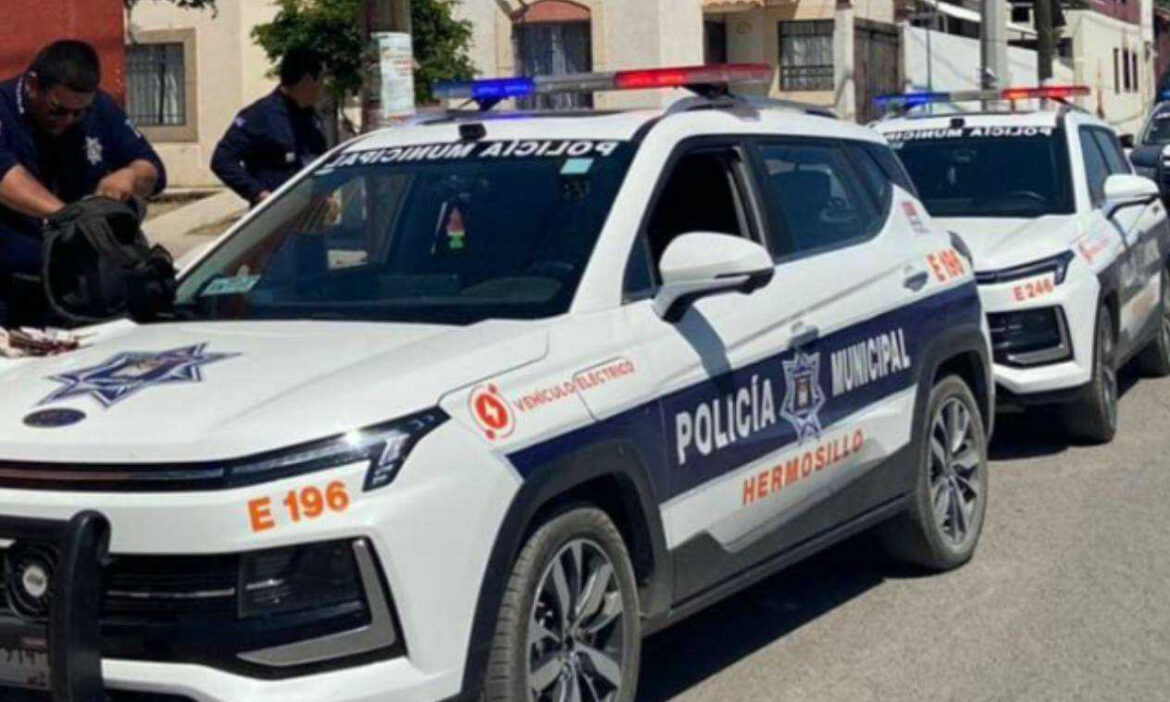 Detienen a mujer armada con una daga en la colonia Los Olivos