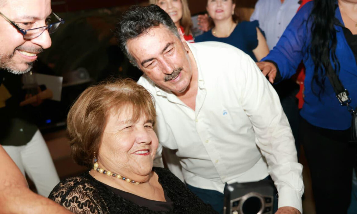 Morena, el PT y partidos aliados cerca del pueblo: Javier Lamarque