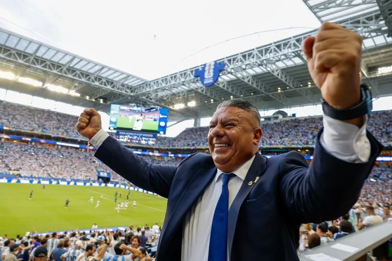 Claudio Tapia ratifica a Scaloni: “Mi plan A, B y C es él”