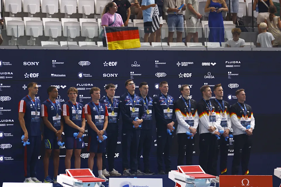 Marchand demuestra que es el mejor incluso renqueante