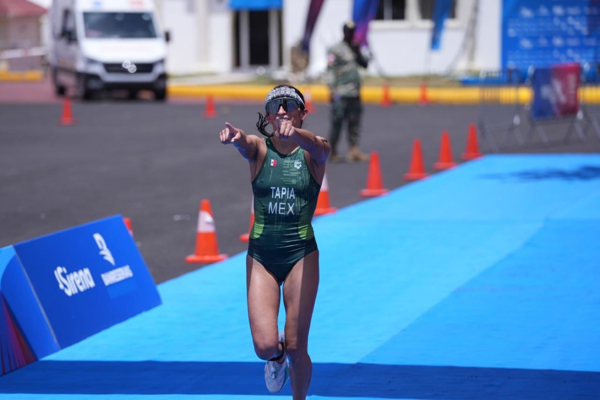 ROSA MARÍA TAPIA LOGRA JORNADA DE DOS