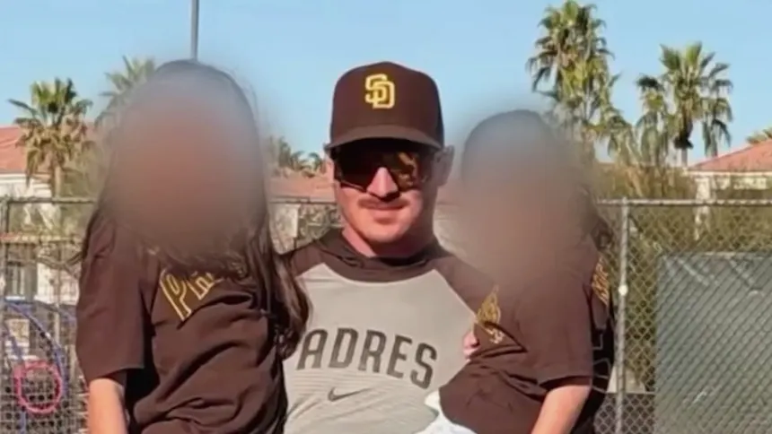 ICE Detiene A Ex Pelotero De Los Padres En Texas