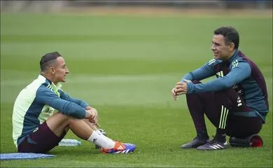 Andrés Guardado Sería Auxiliar De Rafa Márquez Con El Tri