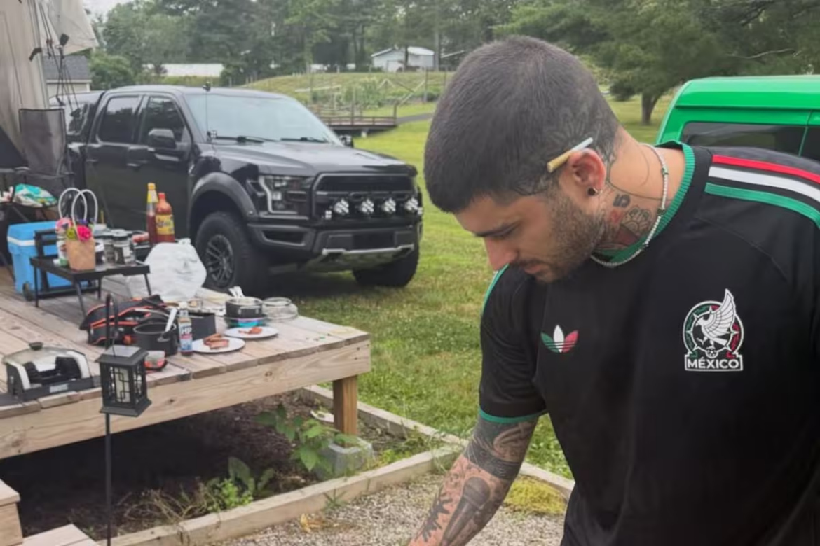 Zayn Malik presume la playera de México en Instagram
