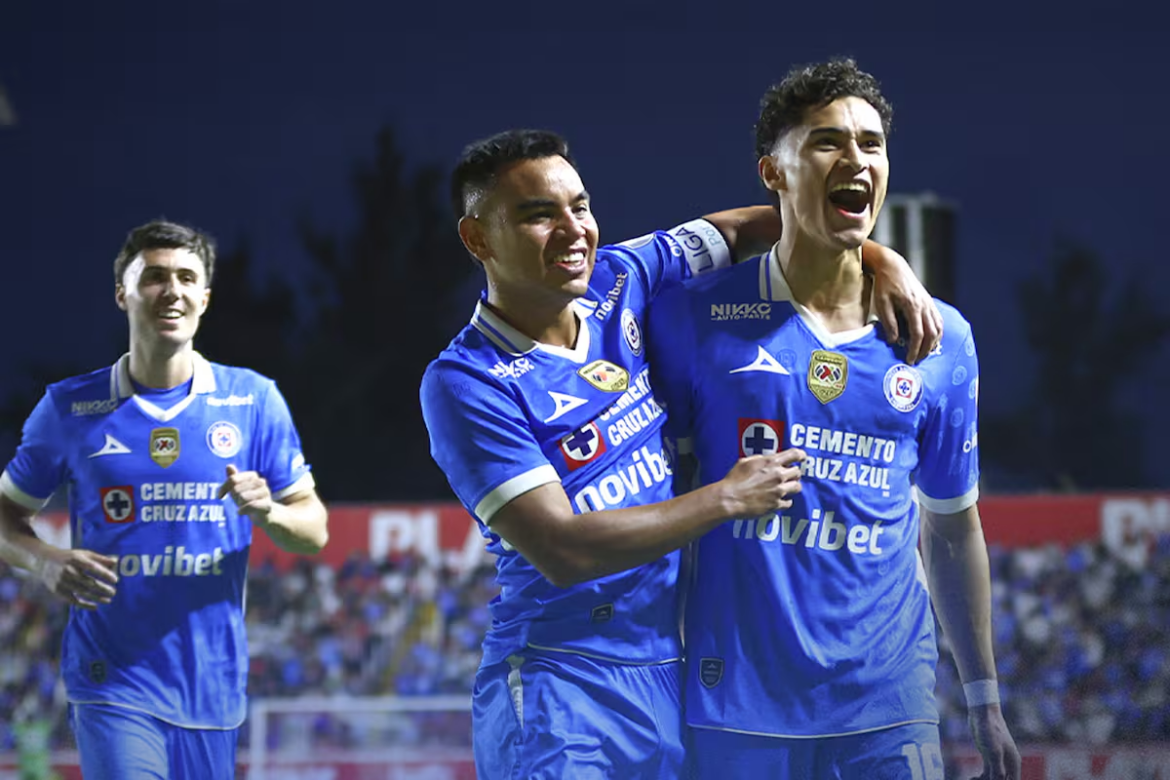 Cruz Azul vence a Necaxa y rompe su mala racha en la Liga MX