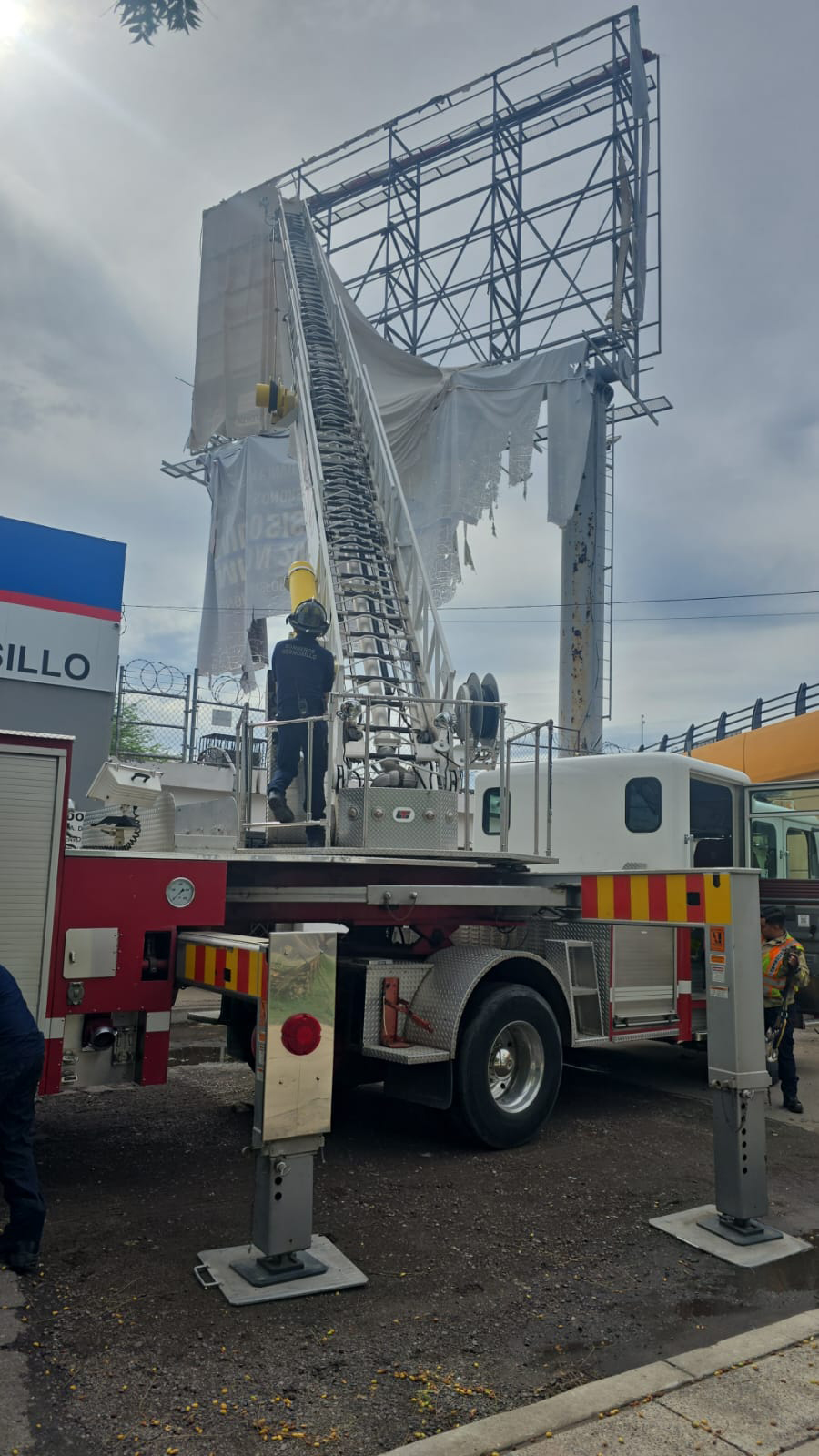 Autoridades municipales Atienden destrozos por lluvias