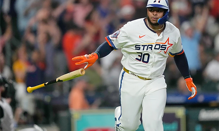 Astros de imponen por 6-3 ante Medias Blancas