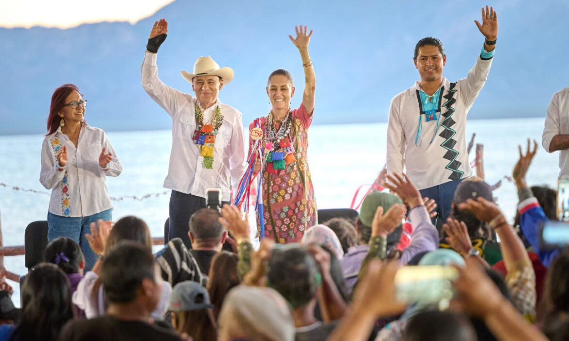 Restituye gobernador derechos de pueblos originarios tras décadas de rezago