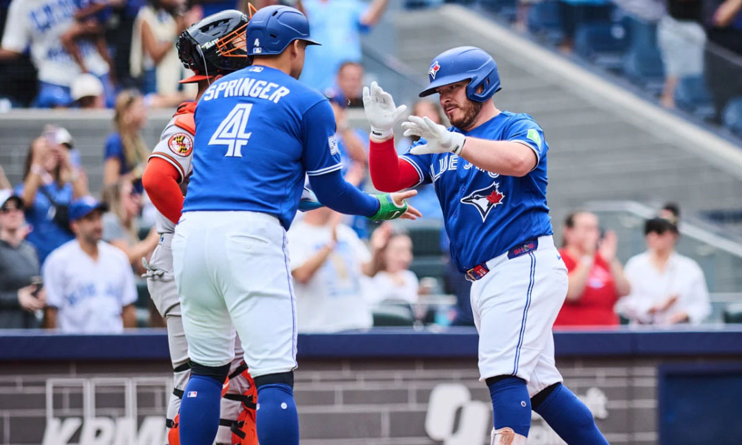 Azulejos ganan con jonrón de Kirk