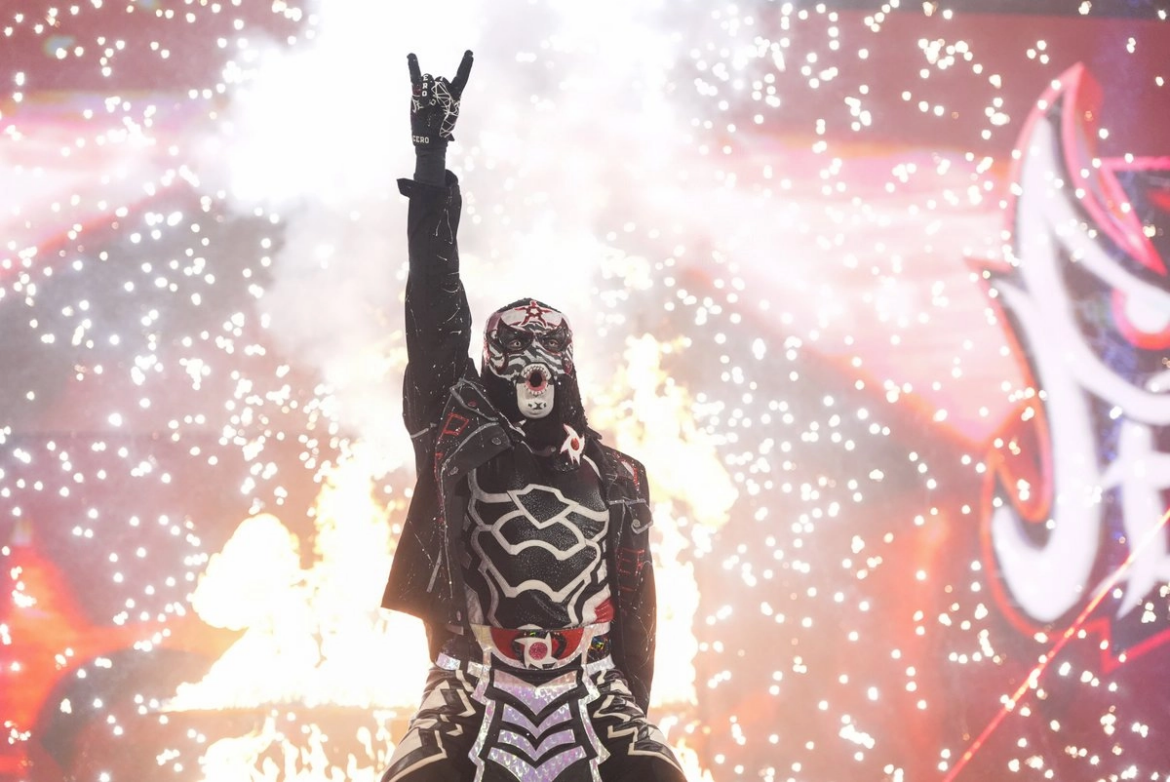Penta Zero Miedo cae ante Roman Reigns en la Arena CDMX