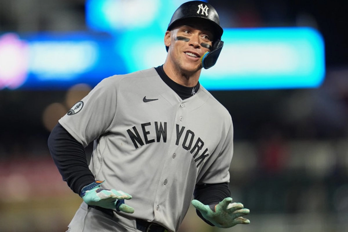 Aaron Judge conecta jonrón y lleva a Yanquis a la postemporada