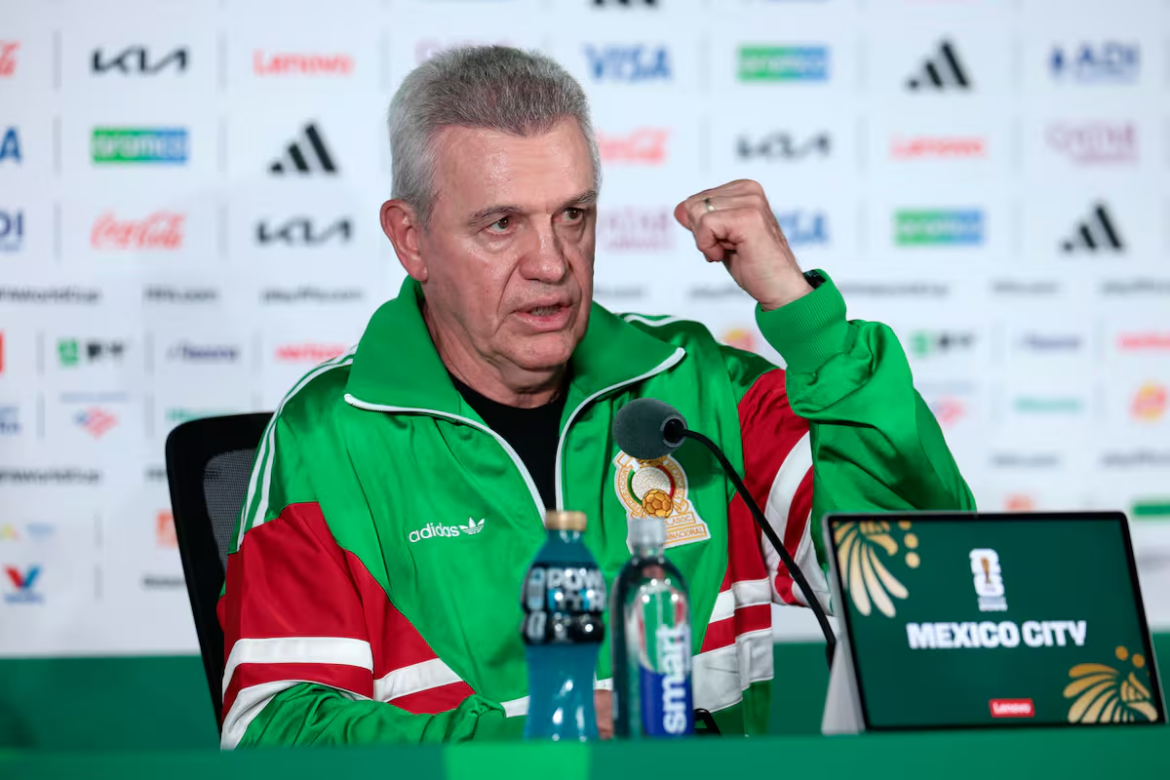 Javier Aguirre negocia su incorporación como nuevo director técnico del Valencia de la liga española