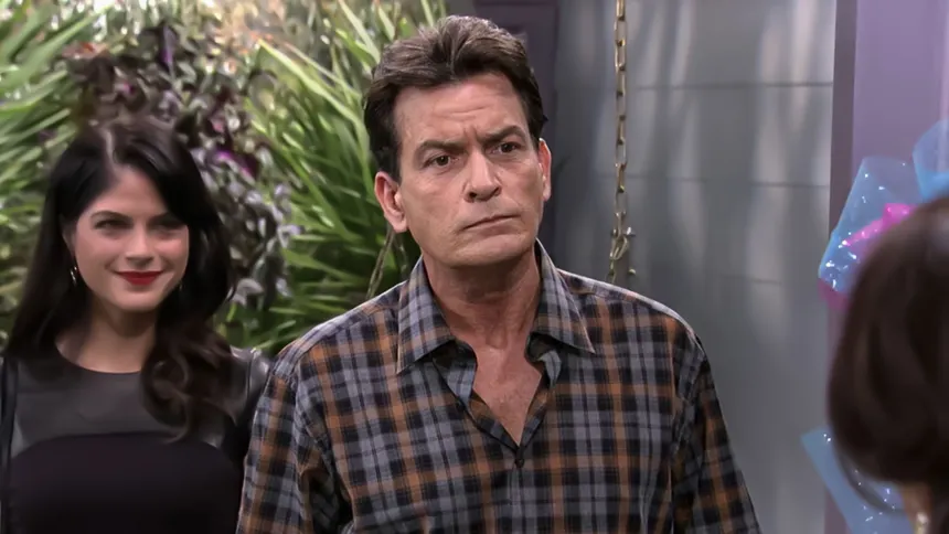 Charlie Sheen regresa a la televisión con una nueva serie de comedia tras años de ausencia