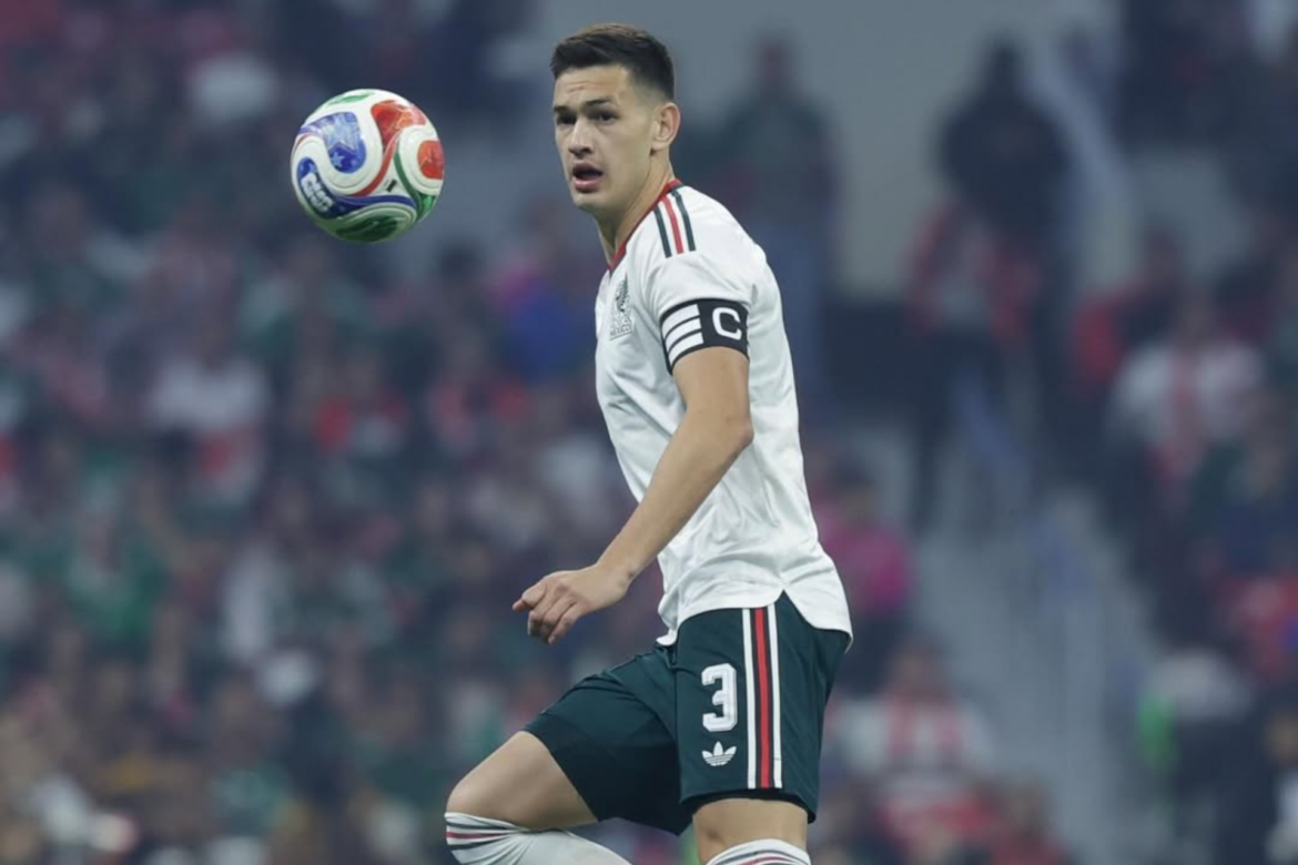 César Montes queda fuera de la Selección Mexicana por lesión