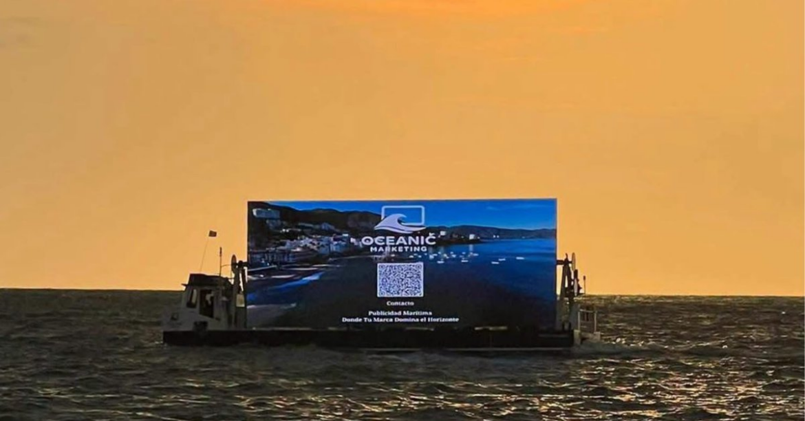 Oceanic Marketing asegura tener permisos para operar publicidad en aguas de Puerto Vallarta