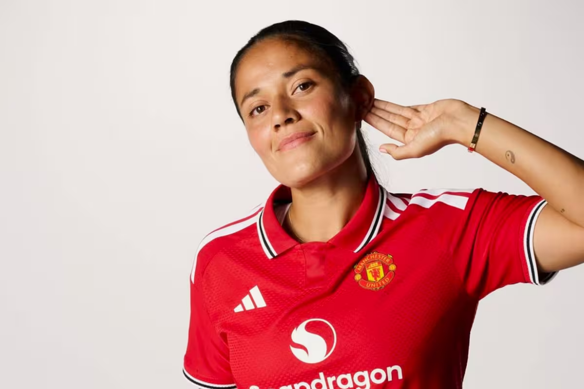 Rebeca Bernal podría debutar con Manchester United