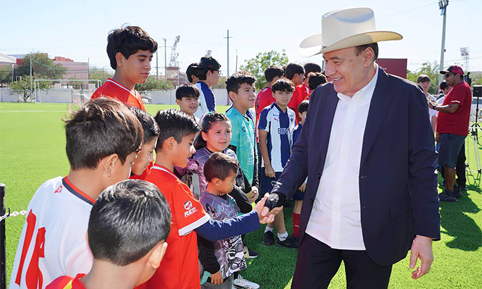 Invierte gobernador 300 mdp en infraestructura social y deportiva