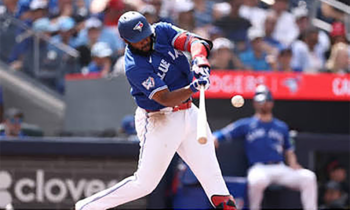 Toronto derrota a Orioles y acaricia boleto de comodín