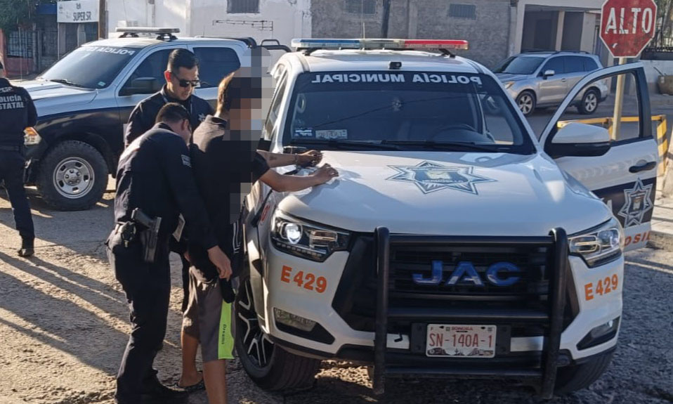 Aprehenden a maltratador de esposa en la colonia Bicentenario