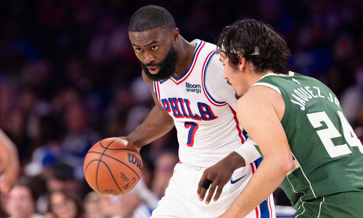 Vence Filadelfia a Milwaukee por 127 a 116