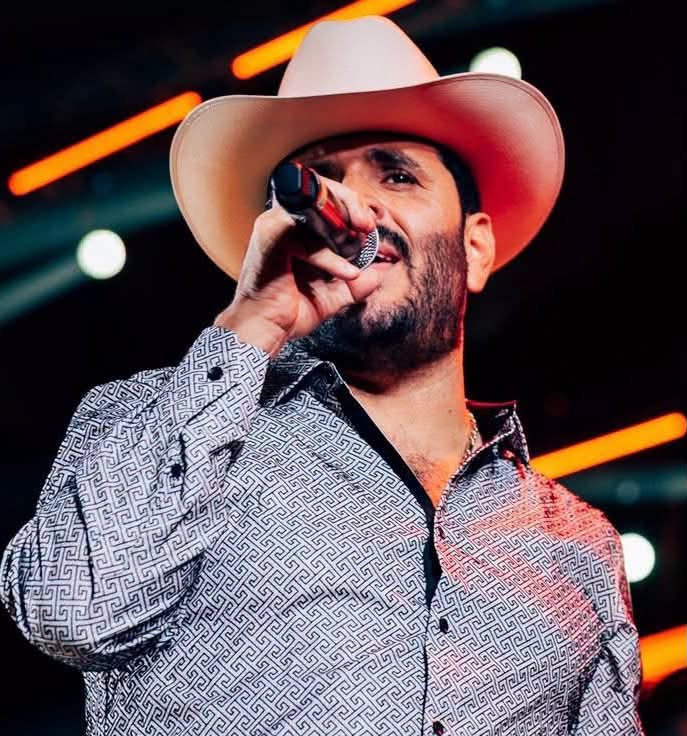 El Komander cancela concierto por muerte de su hijo