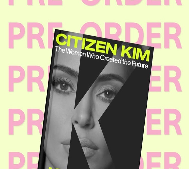 Biografía de Kim Kardashian expone secretos familiares