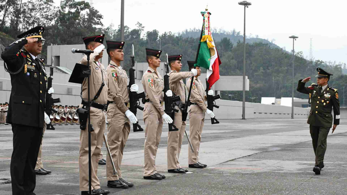 Juan José Montiel asume como nuevo director del Heroico Colegio Militar